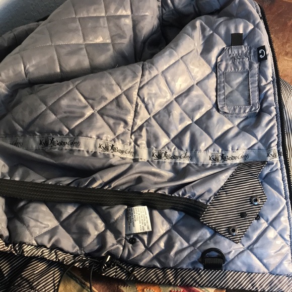 Body Glove winter adventure jacket. - Picture 8 of 12